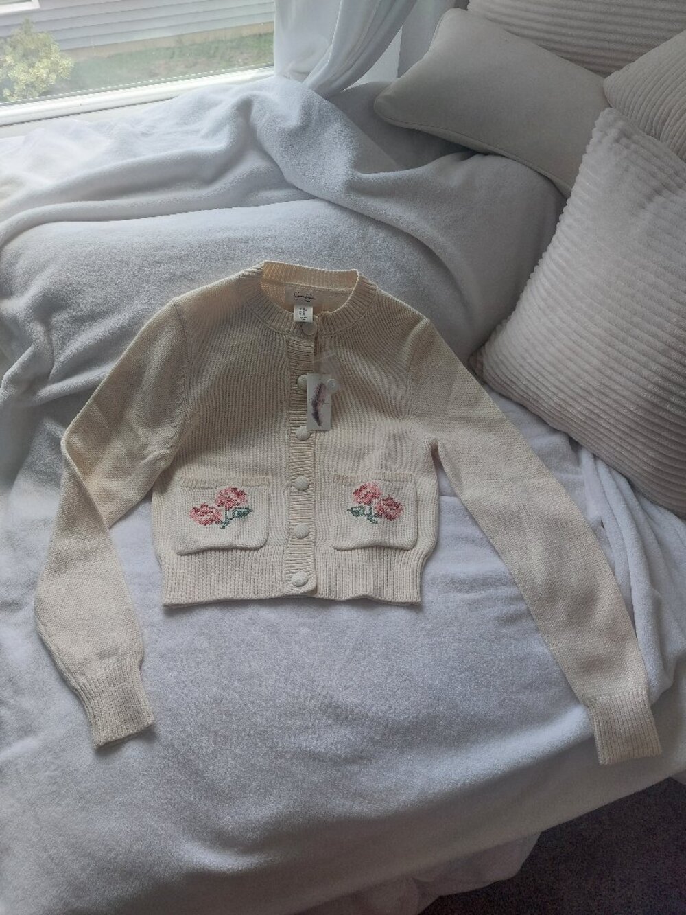 Jessica Simpson Cream Boho Crochet Knit Cardigan Sweater Floral Pockets XS